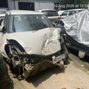 1201-12.jpg 2015 Maruti New Swift VDI