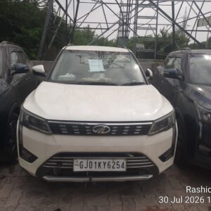 1201-20.jpeg 2020 Mahindra XUV300 W8 O DS BS6 AS