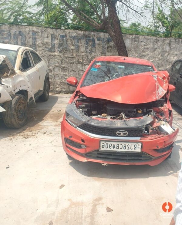 1201-23.jpeg 2022 Tata Tiago CNG XT 1.2 RTN BS6