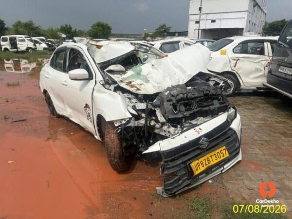 12010-9.jpg 2025 Maruti Dzire VXI CNG