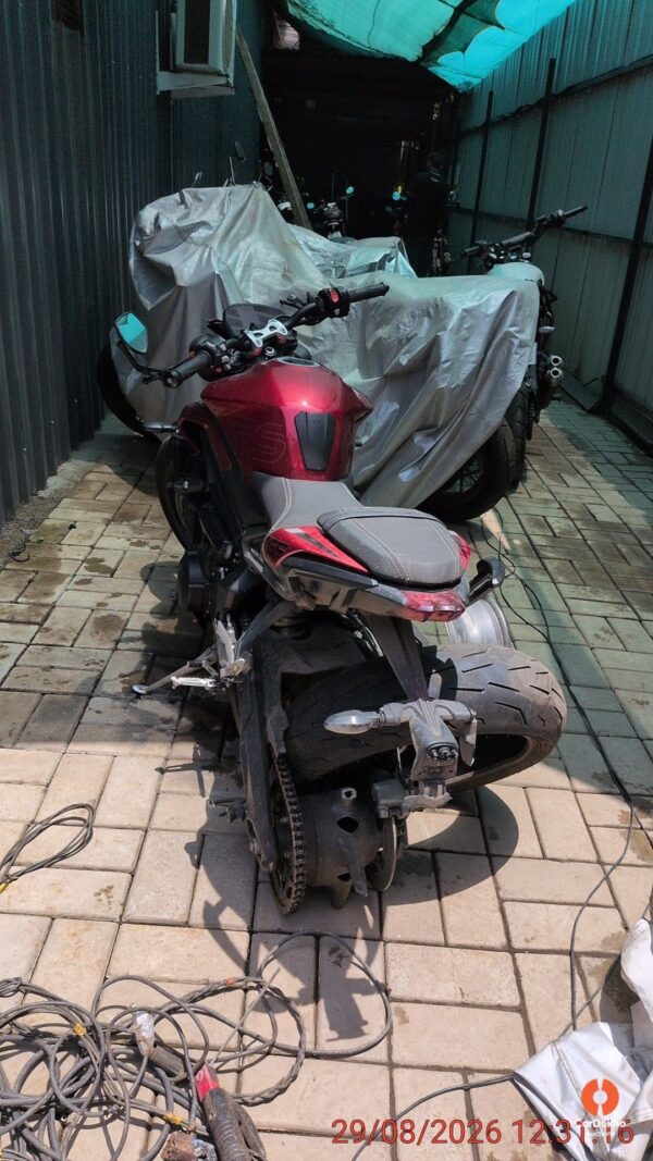 12011-28.jpg 2024 Triumph Street Triple RS