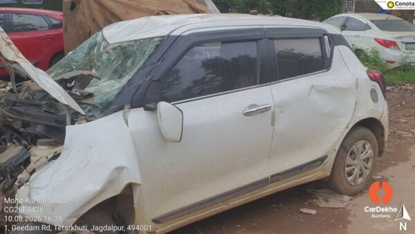 12011-29.jpg 2020 Maruti SWIFT VXI