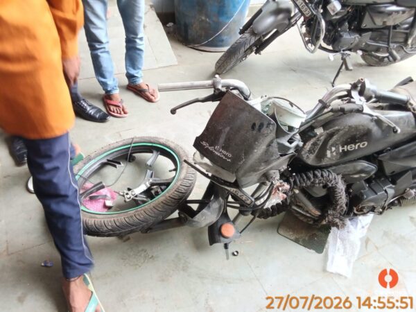 12012-10.jpg 2025 Hero SPLENDOR+ BLACK&ACCENT I3S (DRS)