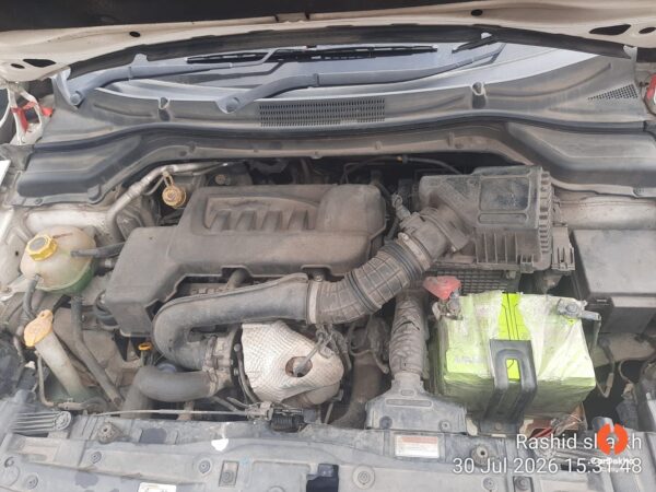 12012-14.jpeg 2020 Mahindra XUV300 W8 O DS BS6 AS
