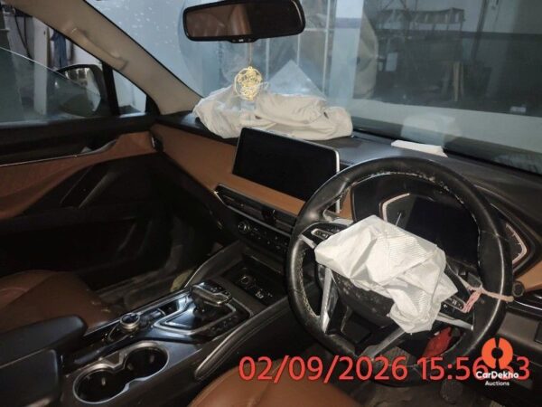 12013-54.jpg 2020 MG Motor Gloster DE 4X4 7 SEAT SHARP