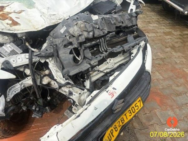 12013-9.jpg 2025 Maruti Dzire VXI CNG