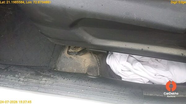 12016-26.jpg 2022 Hyundai Venue 1.2 KAPPA MT S+