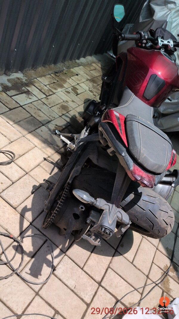 12019-21.jpg 2024 Triumph Street Triple RS