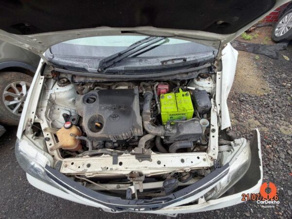 12020-17.jpg 2016 Toyota Etios GD