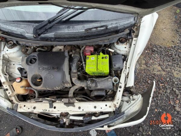 12021-17.jpg 2016 Toyota Etios GD
