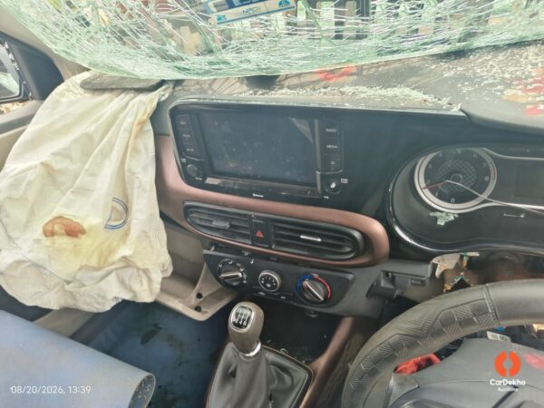 12023-3.jpeg 2020 Hyundai Aura 1.2MT KAPPA SX