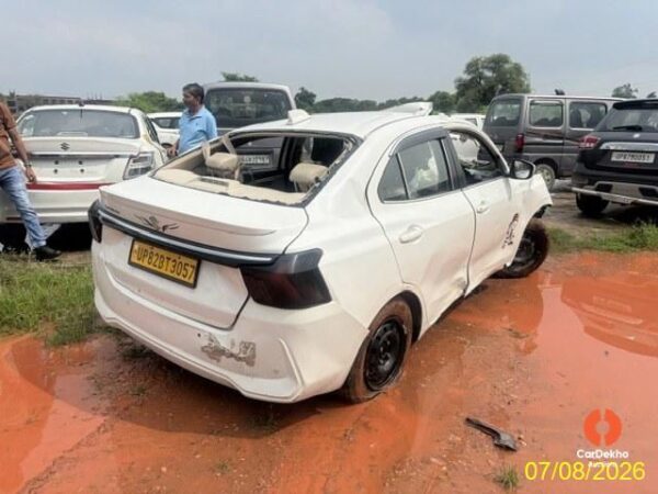 1203-10.jpg 2025 Maruti Dzire VXI CNG