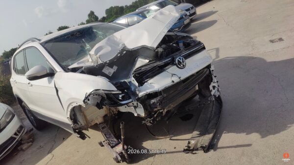 1203-12.jpg 2026 Volkswagen Taigun HIGHLINE 1.0 TSI AT