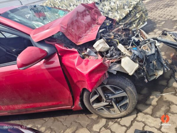 12033-1.jpeg 2020 Hyundai Aura 1.2MT KAPPA SX