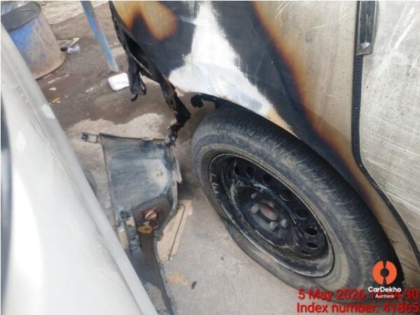 12043-4.jpg 2025 Maruti Ertiga VXI CNG