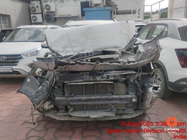 1205-1.jpeg 2022 Hyundai Alcazar 1.5 MT SIGNATURE 6S