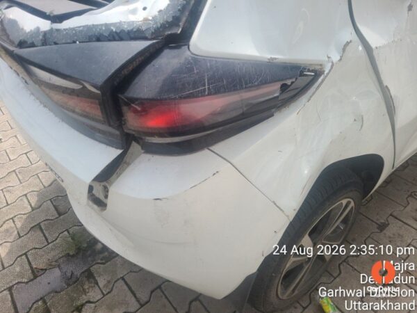 1205-13.jpg 2022 Tata Altroz XZ+ 1.2 RTN TC BS6