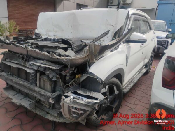 1206-1.jpeg 2022 Hyundai Alcazar 1.5 MT SIGNATURE 6S
