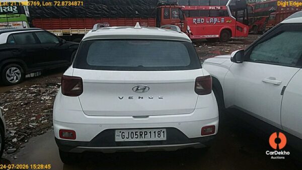 1207-29.jpg 2022 Hyundai Venue 1.2 KAPPA MT S+
