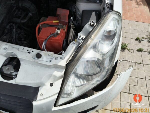 1208-3.jpg 2010 Maruti Ritz ZXI