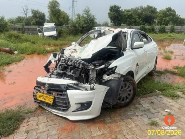 1209-9.jpg 2025 Maruti Dzire VXI CNG