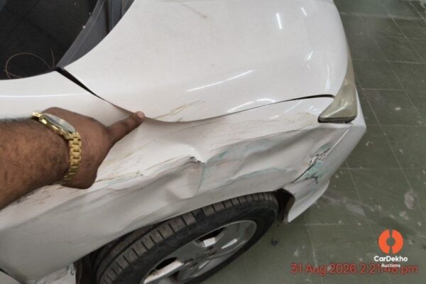 16-1.jpg 2016 Honda City 1.5 V MT (I-VTEC)
