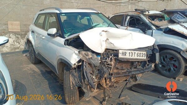 2026-08-20-16-26-00.jpg 2022 Hyundai Venue 1.5 CRDI MT S+