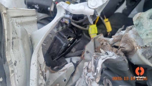2203.jpg 2025 Maruti Eeco 5 STR AC