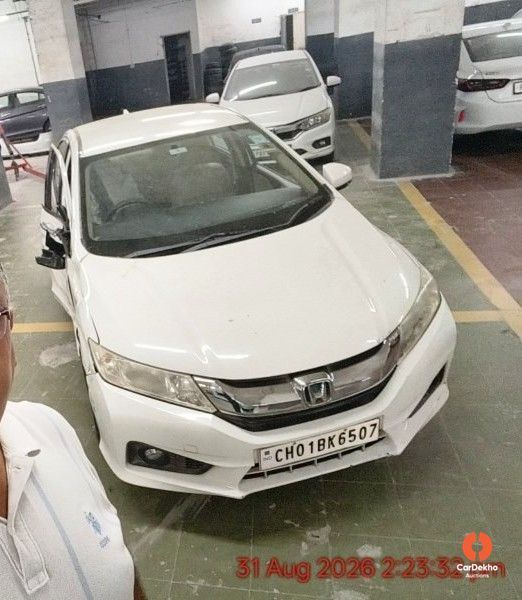 3-1.jpg 2016 Honda City 1.5 V MT (I-VTEC)