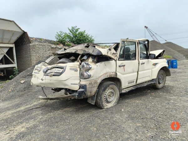 2017 Mahindra Scorpio S6 PLUS