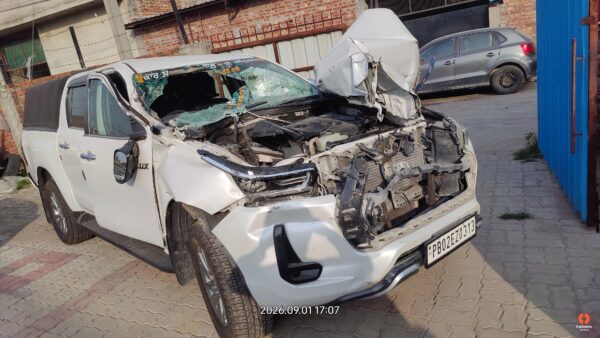 AA204-2.jpg 2024 Toyota Hilux (HIGH AT, M1G)