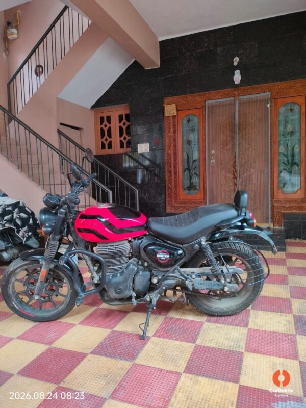 AA204-3.jpg 2025 Royal Enfield Hunter 350