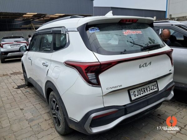 AA206.jpg 2023 Kia Carens D1.5 IMT PRESTIGE PLUS 7