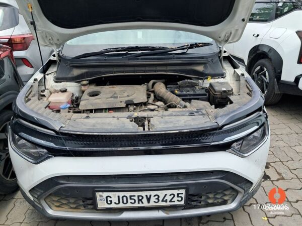 AA2060.jpg 2023 Kia Carens D1.5 IMT PRESTIGE PLUS 7