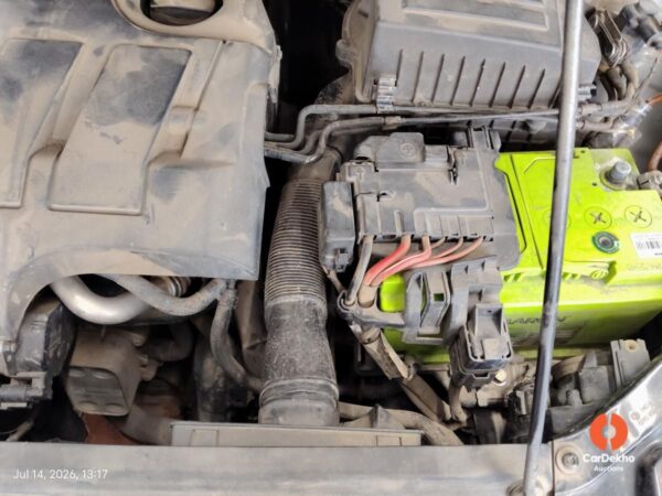 AA207-8.jpg 2016 Volkswagen Vento 1.5 HIGHLINE AT