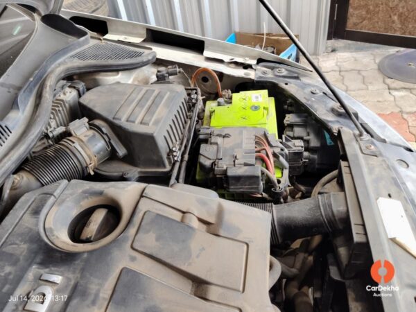 AA208-8.jpg 2016 Volkswagen Vento 1.5 HIGHLINE AT