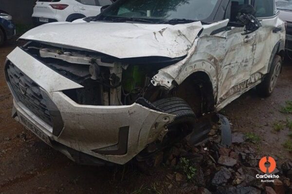 CP2021.jpg 2023 Nissan Magnite MT XL