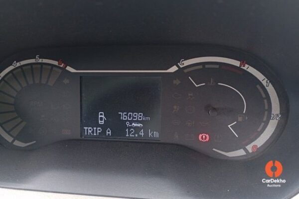 CP204.jpg 2023 Nissan Magnite MT XL