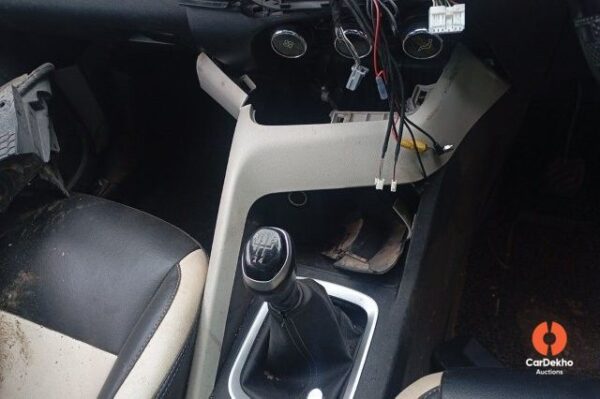 CP207.jpg 2023 Nissan Magnite MT XL