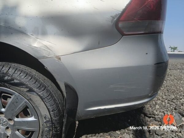 CR206-1.jpg 2012 Volkswagen Vento 1.6CR