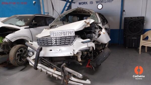 Front20Left20Side20Vehicle20Photo_2026-07-082011_31_52.0_386263630.jpg 2020 Maruti Ertiga SMART HYBRID VXI