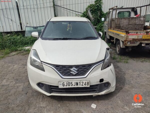 Front20Side20Vehicle20Photo_2026-08-202017_05_00.0_394610631.jpg 2015 Maruti Baleno ALPHA DIESEL