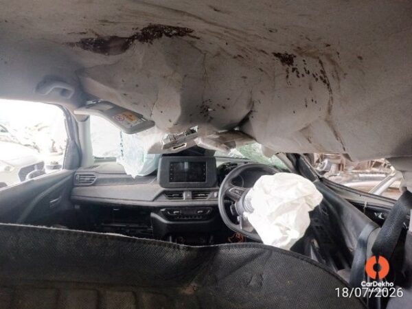 IMG_20260718_122637.jpg 2026 Maruti SWIFT VXI CNG
