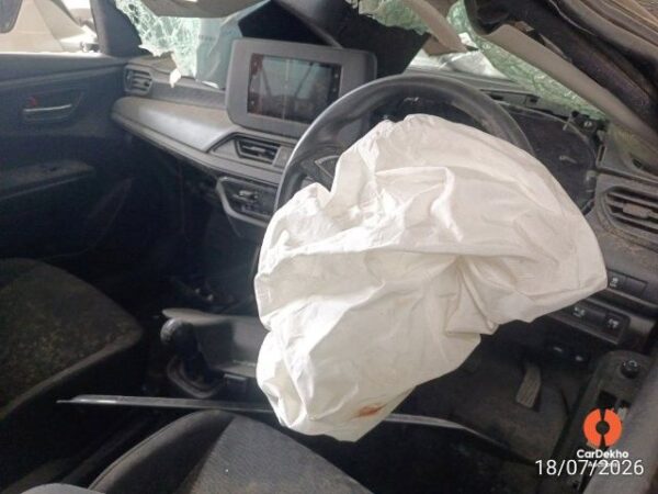 IMG_20260718_122856.jpg 2026 Maruti SWIFT VXI CNG
