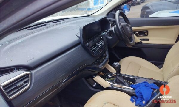IMG_20260806_115355.jpg 2022 Tata Safari XZA+ 2.0L KRYOTEC BSVI