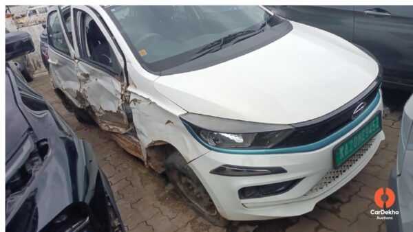 KA20ME9452-0-2.jpg 2023 Tata Tiago EV XT