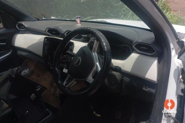 KO20120121.jpg 2023 Nissan Magnite MT XL