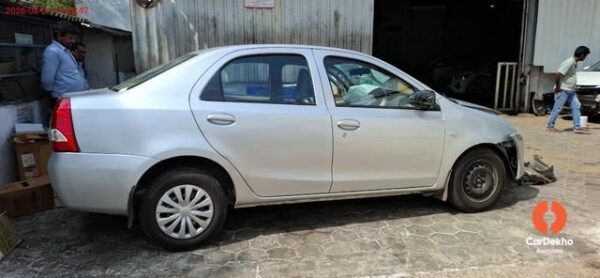 Left20Side20Vehicle20Photo_2026-08-212015_11_33.0_394794575.jpg 2015 Toyota Etios GD(M) BSIV