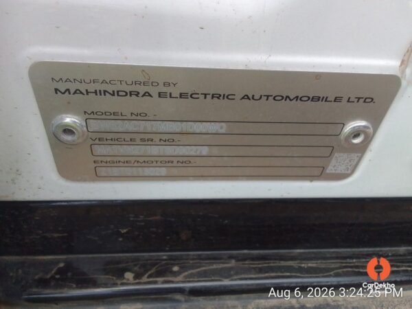 Photos2019.jpg 2026 Mahindra XEV 9S THREE B79 7 STR