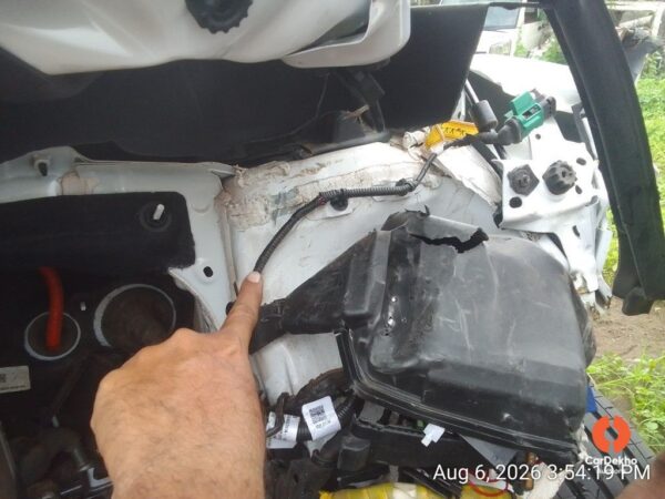 Photos2044.jpg 2026 Mahindra XEV 9S THREE B79 7 STR